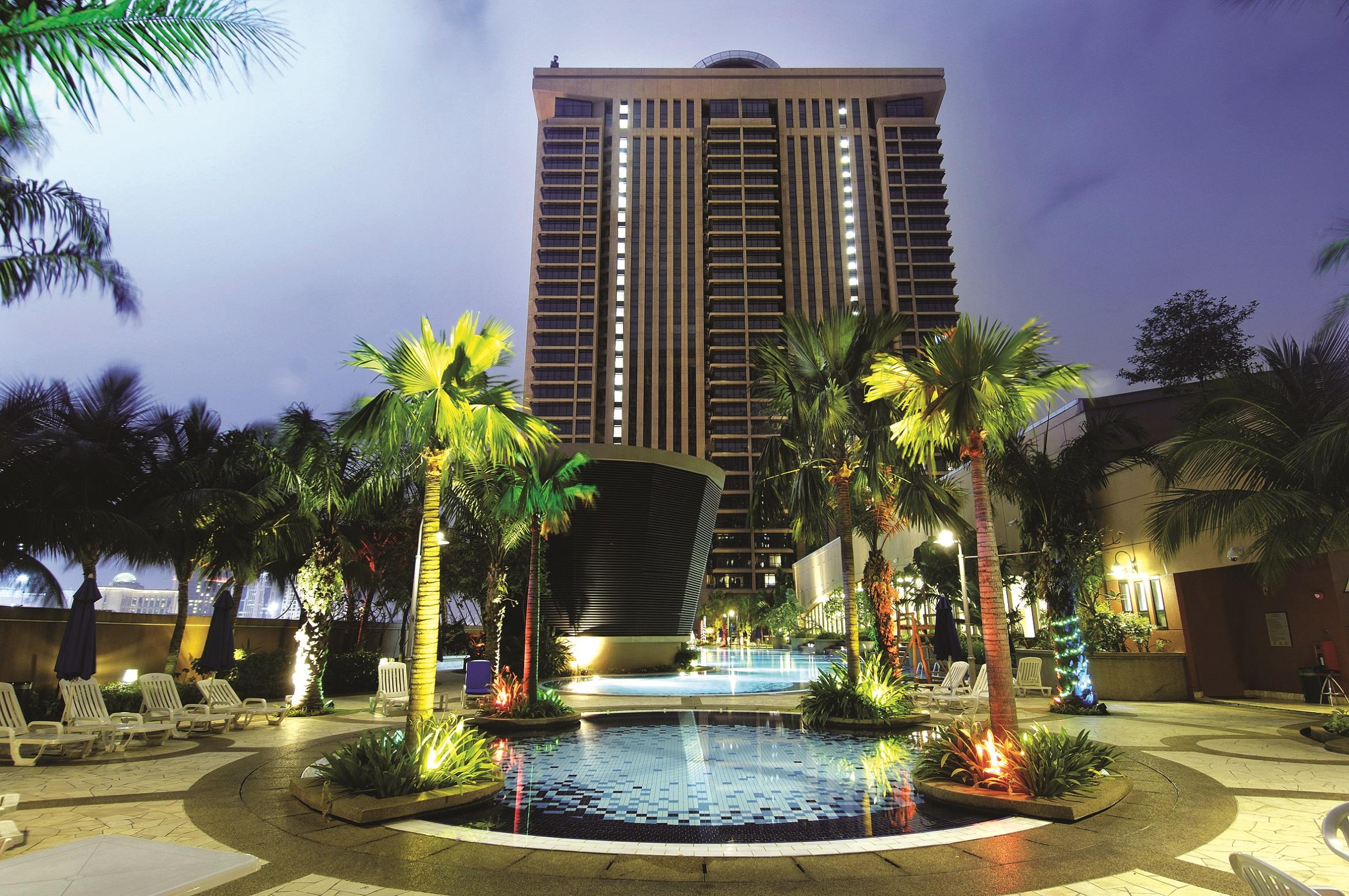 Berjaya Times Square Hotel, Kuala Lumpur Ngoại thất bức ảnh The Royal